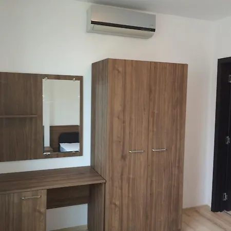 Milagro Apartment Ravda